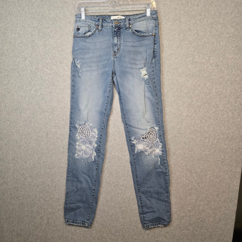 KanCan Jeans Women 26 110574 Light Blue Distressed Floral Crochet Lace Patch EUC